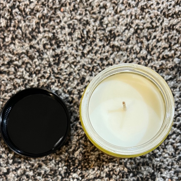 Bath & Body Works Candles set of three - Picture 4 of 5